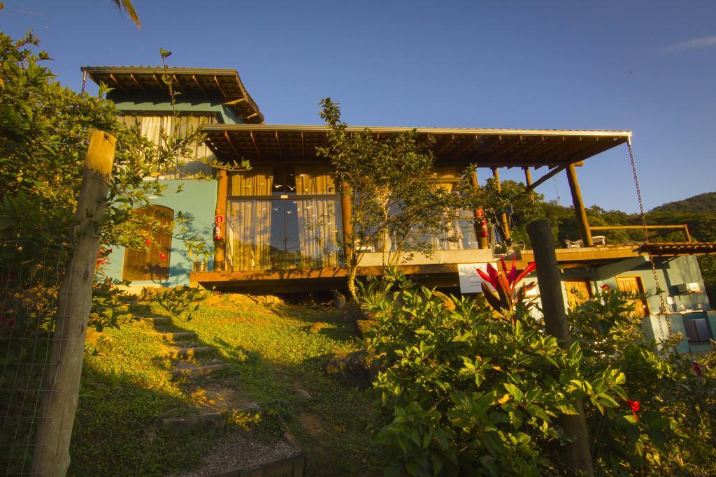 Haleiwa Chales E Suites - A Guest House Do Prumirim Убатуба Екстериор снимка